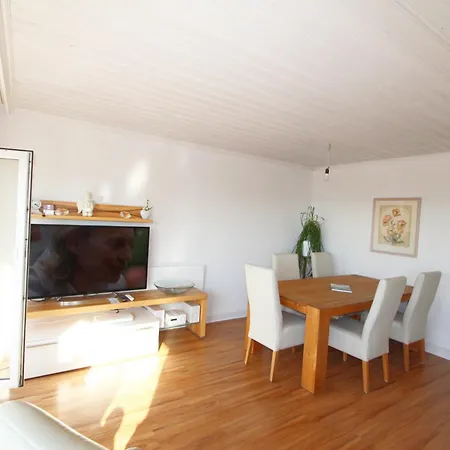 Apartment Wonningstair, - Duenenstr 19, App 1 Wenningstedt-Braderup